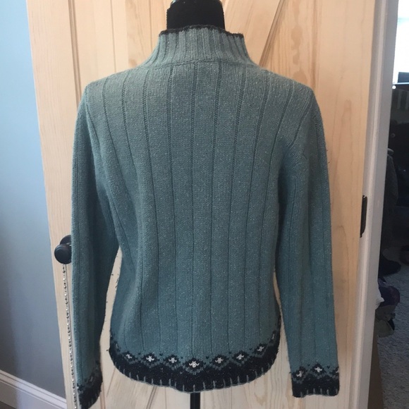 Nomadic Traders turtleneck sweater - Picture 5 of 8